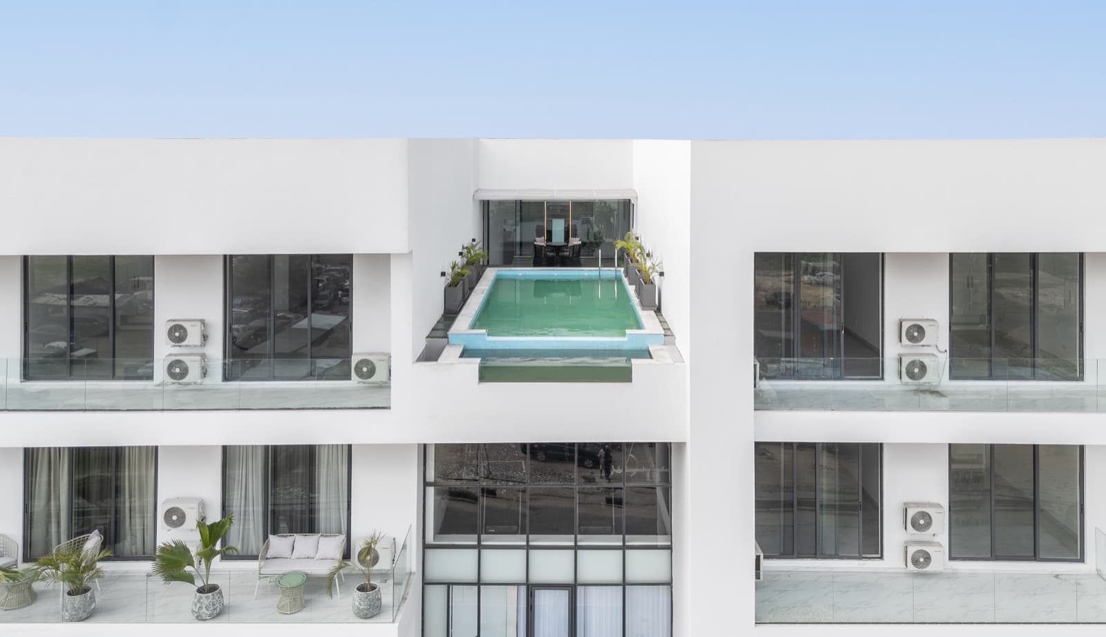 Rooftop pool
