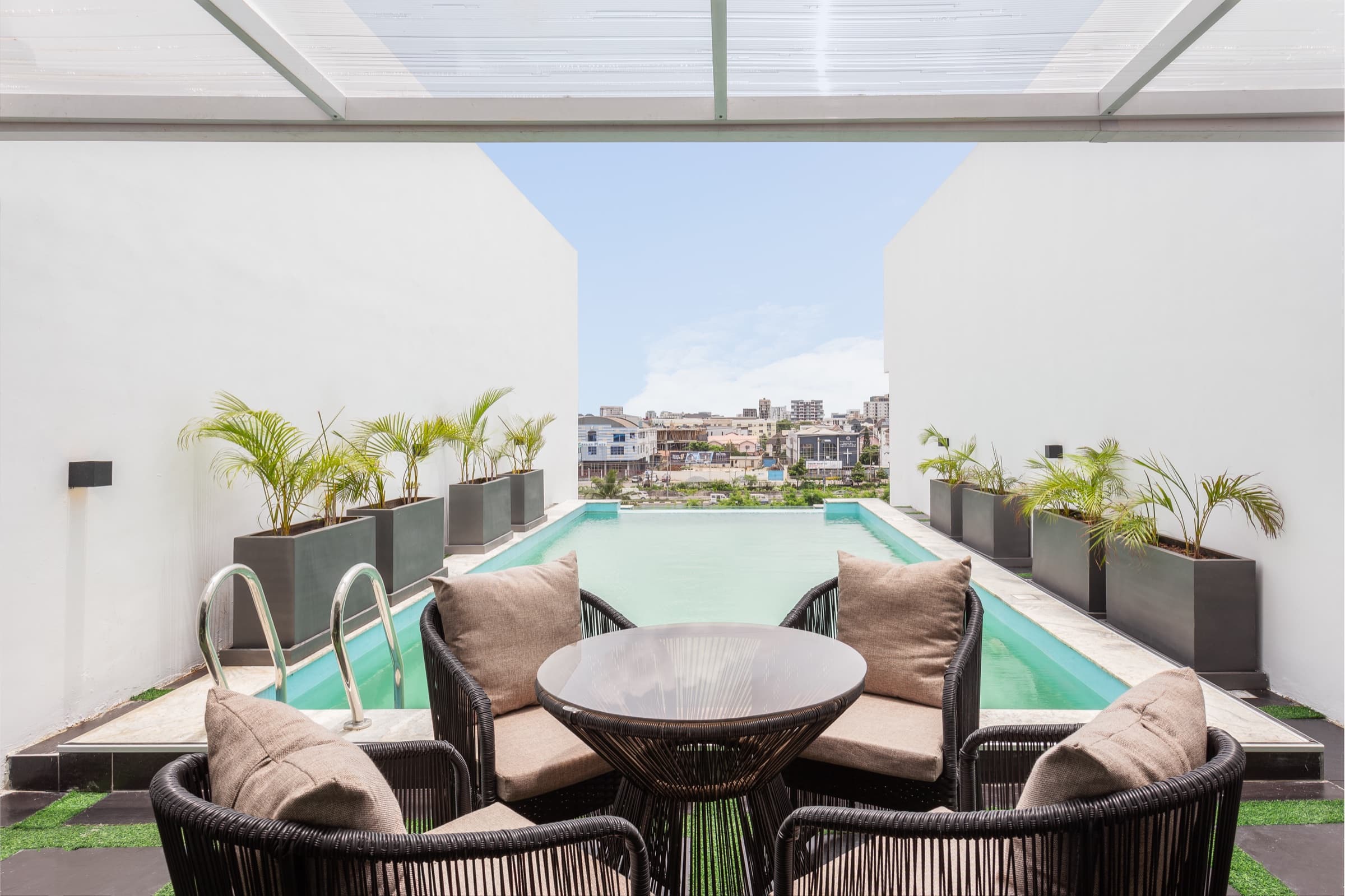 Ashfort rooftop infinity pool